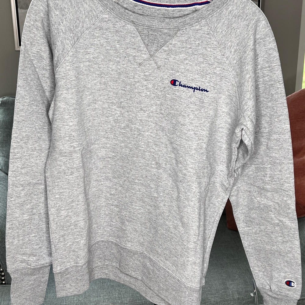 Champion crew neck sweater power blend left ches Oxford gray size small